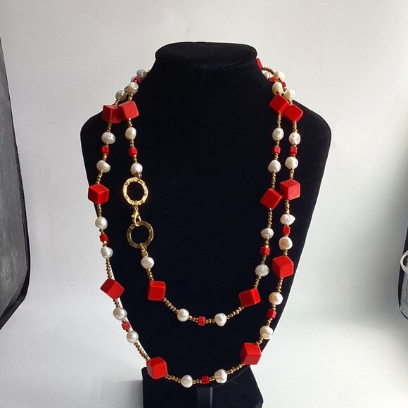 ✨ Handmade Freshwater Pearl & Red Coral Necklace – Gold Hematite Accents ✨ - Picture 3 of 4